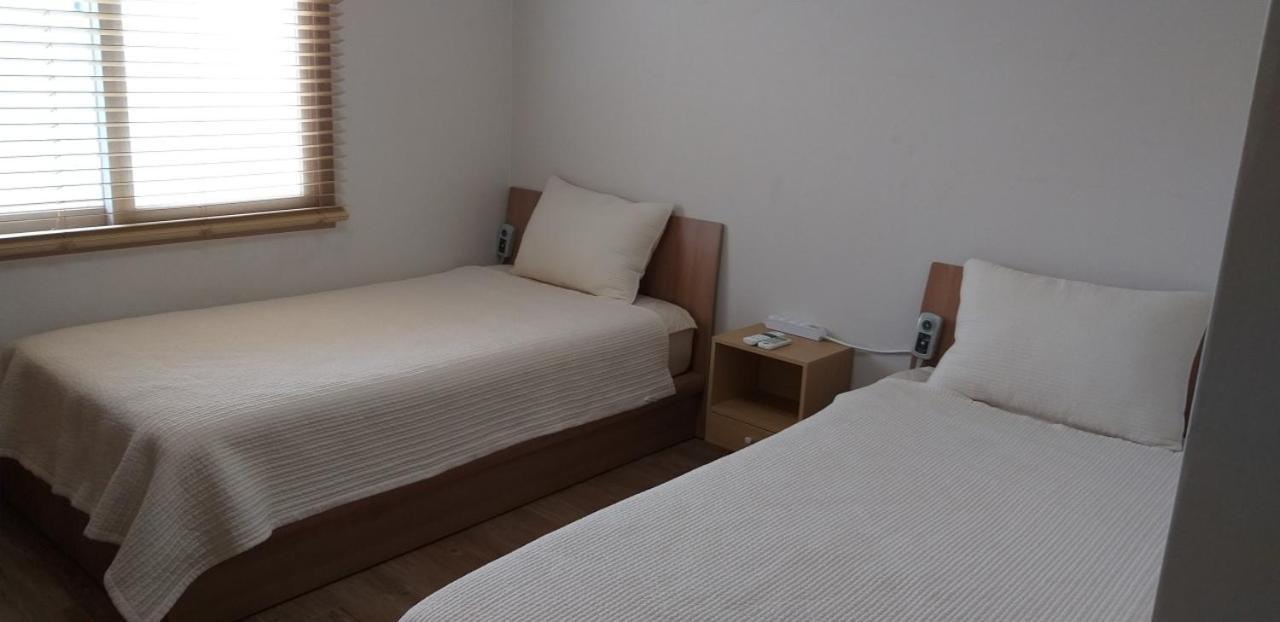 Moon Forest Guesthouse Jeju Exterior photo
