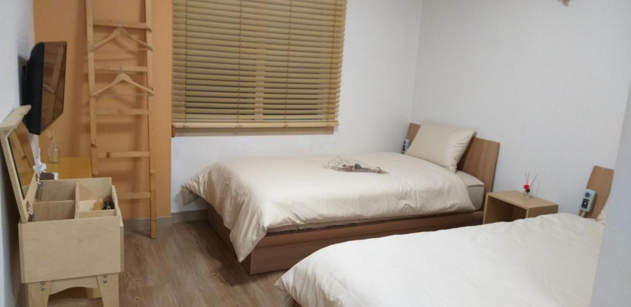 Moon Forest Guesthouse Jeju Exterior photo