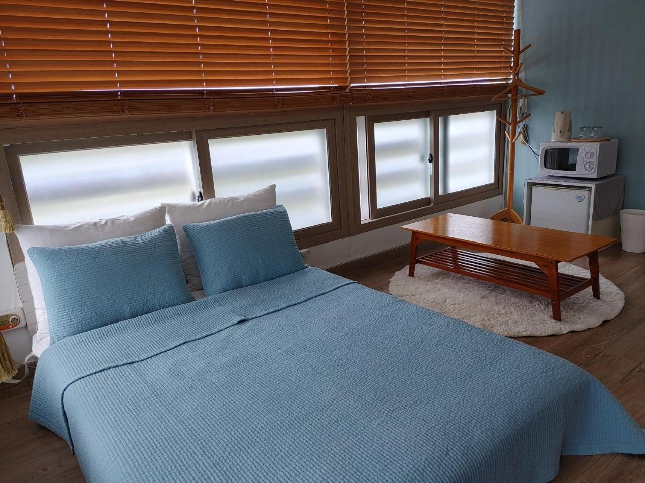 Moon Forest Guesthouse Jeju Exterior photo